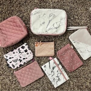 NWOT! Lot of 8 Makeup Bags (Ipsy & Mac)
